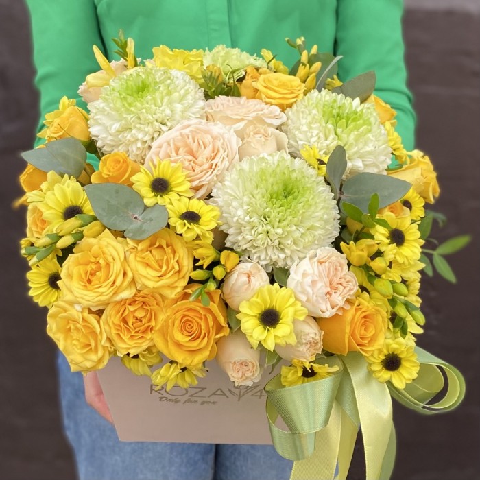 Композиция в коробке Яркое утро