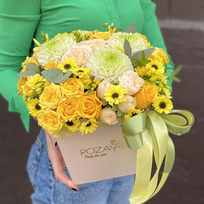 Композиция в коробке Яркое утро