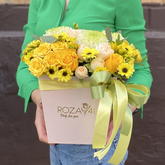 Композиция в коробке Яркое утро