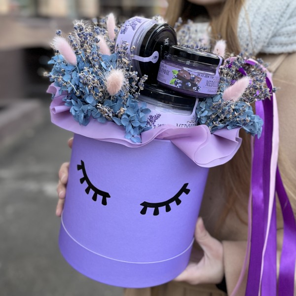 Коробка Единорог с гортензией и медом