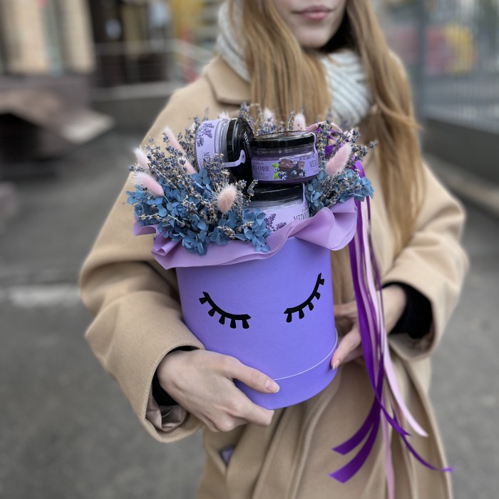 Коробка Единорог с гортензией и медом