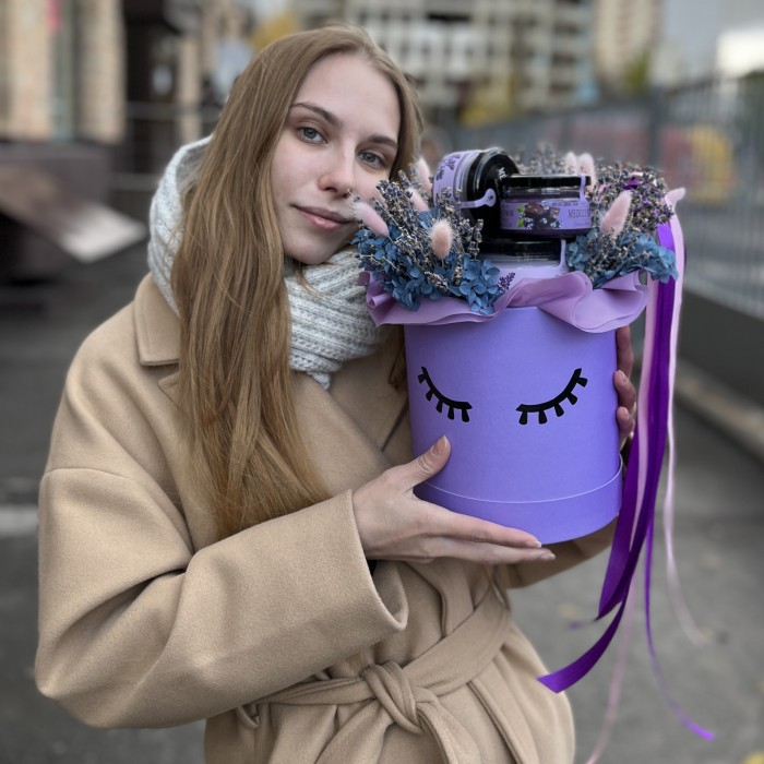 Коробка Единорог с гортензией и медом