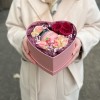 Коробка  розовая Маленькое сердце с розами