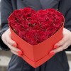 Коробка Искренняя Любовь с красными розами