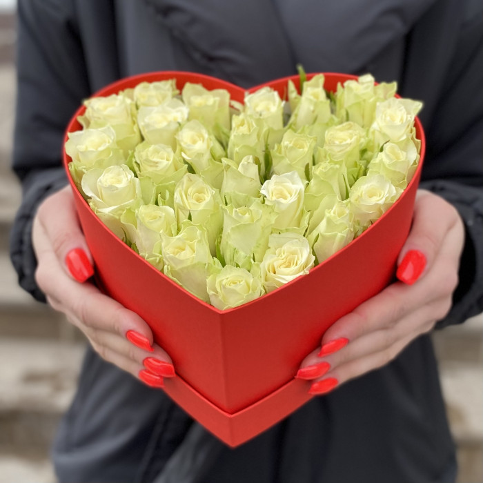 Коробка Сердце с белой розой