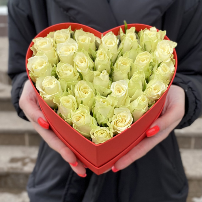 Коробка Сердце с белой розой