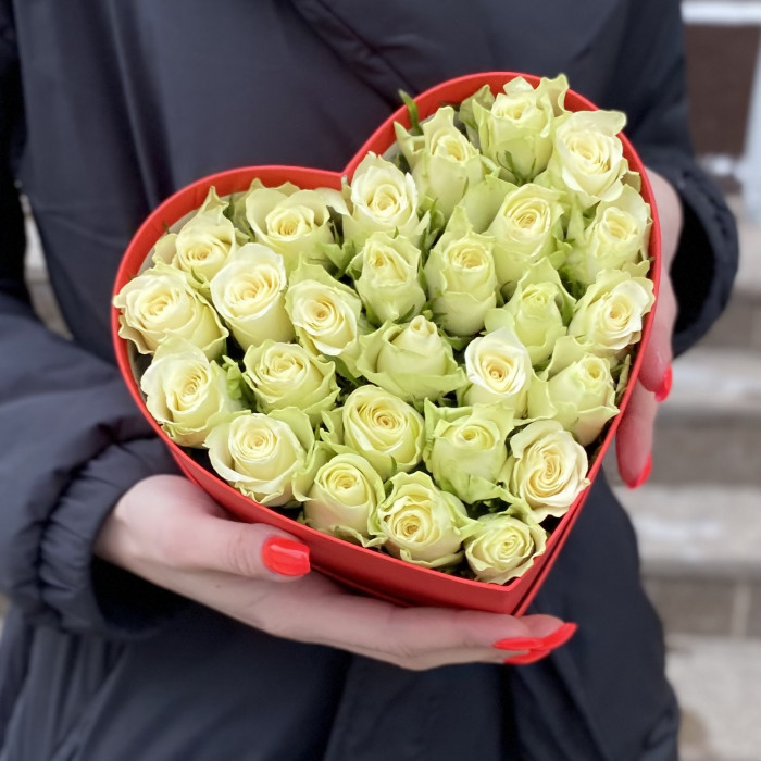 Коробка Сердце с белой розой