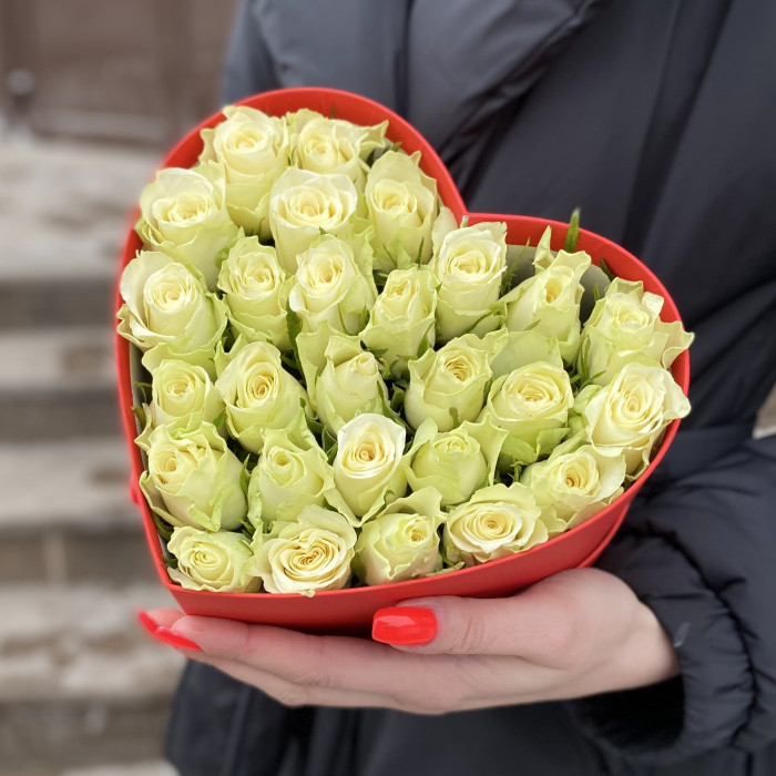 Коробка Сердце с белой розой