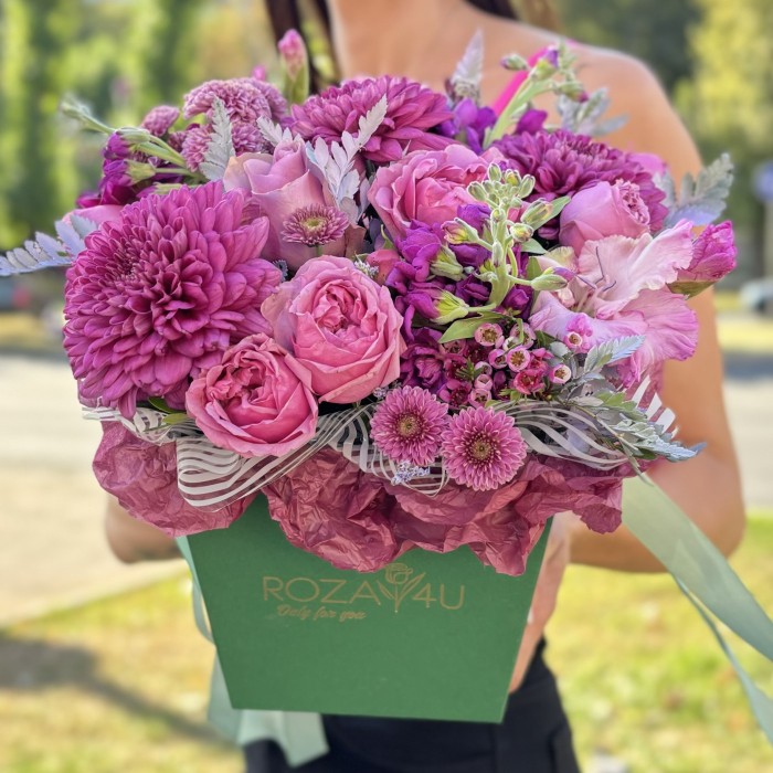 Коробка квадратная Сиреневый MIX