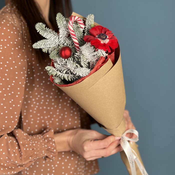 Корпоративный новогодний букет Зимний цветок