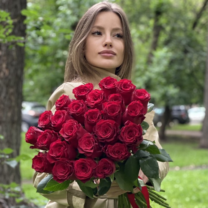 Красная большая роза Родус 50 см