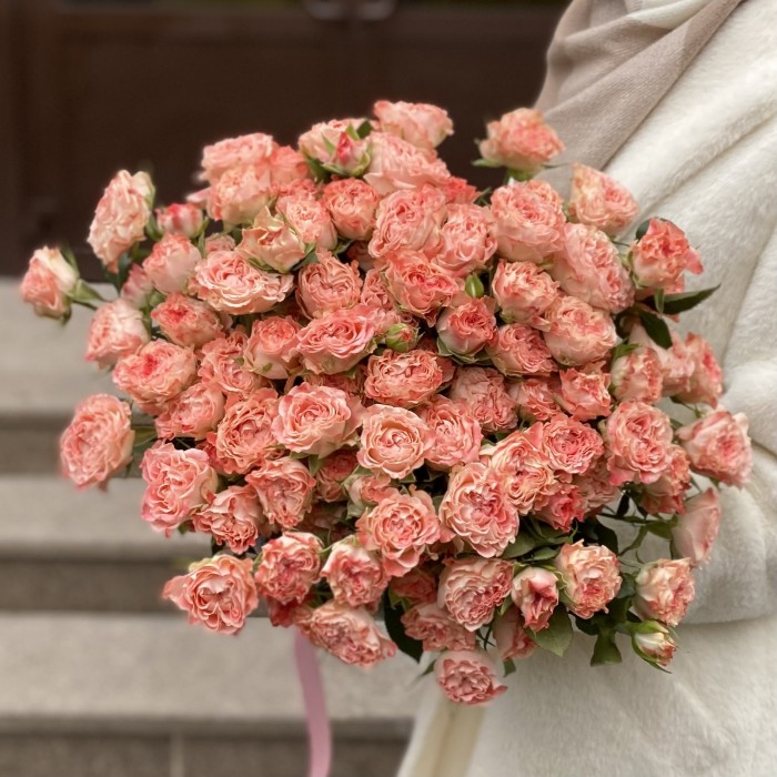 Кустовая пионовидная роза Фаир Флоу