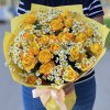 Кустовая роза Айлайнер с ромашкой