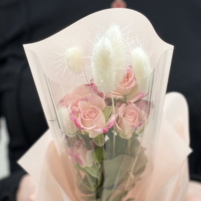 Кустовая роза Рефлекс в упаковке