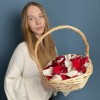 Лепестки в корзине красные и белые 5 л