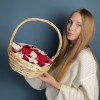 Лепестки в корзине красные и белые 5 л