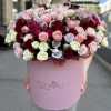 MIX кустовых пионовидных роз в коробке