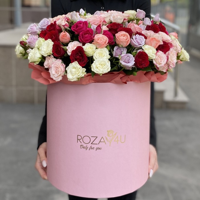 MIX кустовых пионовидных роз в коробке