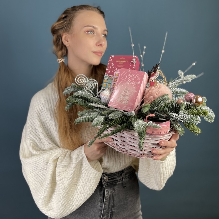 Новогодняя корзина Искрящийся снег
