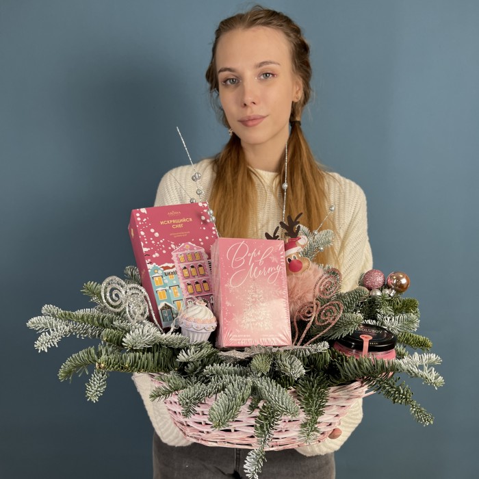 Новогодняя корзина Искрящийся снег