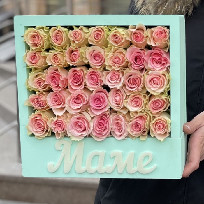 Коробка с нежно-розовой розой Маме