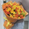 25 солнечных кустовых роз