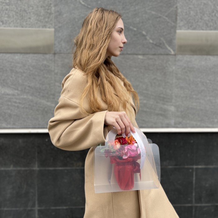 Мини-композиция в сумке яркий mix