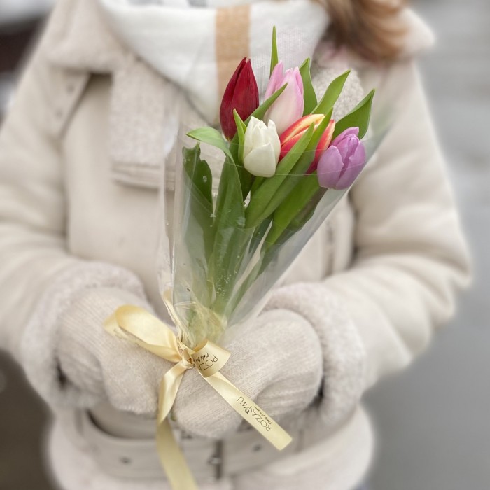 Мини букет из 5 тюльпанов