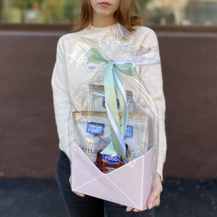 Набор орехов в шоколаде