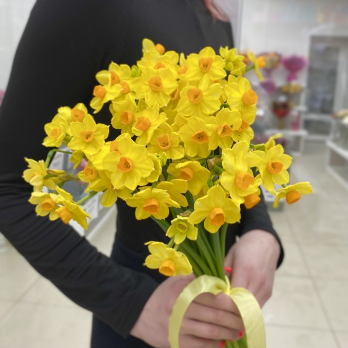 Нарцисс желтый кустовой