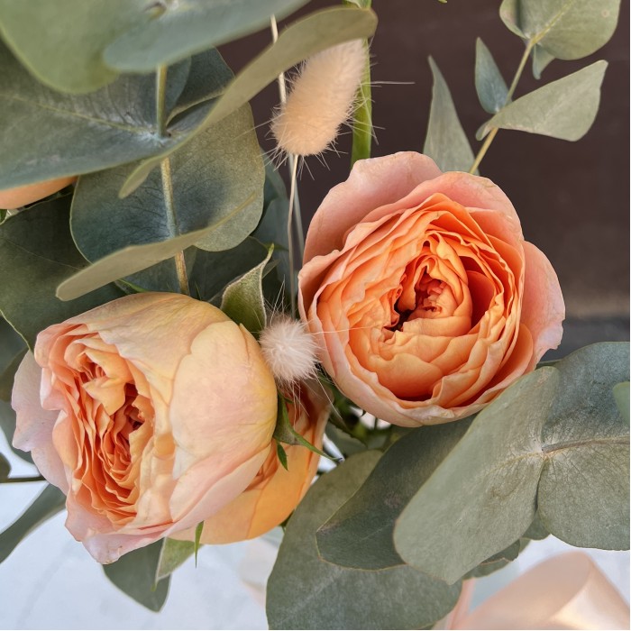 Настольная композиция в квадратной вазе Коралловый Риф