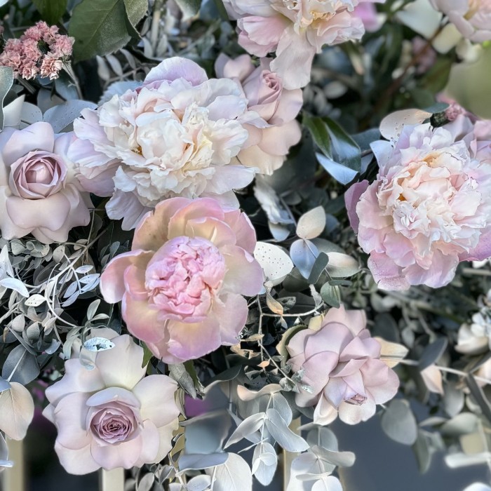 Настольная композиция из цветов Моя Сказка