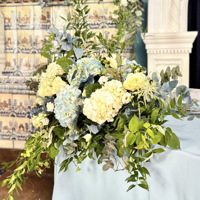 Настольная композиция на президиум Бирюза