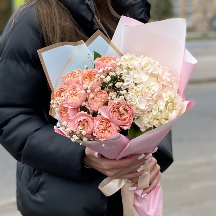 Нежная Джульетта с гортензией