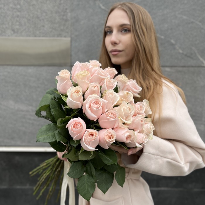 Нежно- розовая Помаросса 60 см