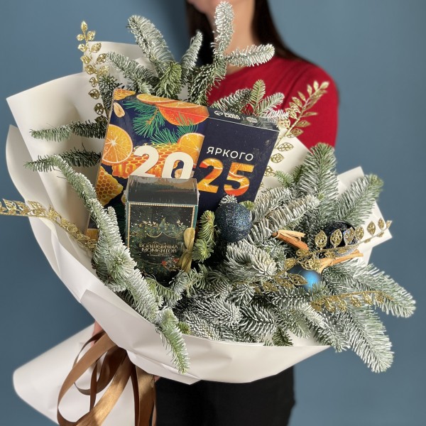 Новогодний букет Яркое впечатление