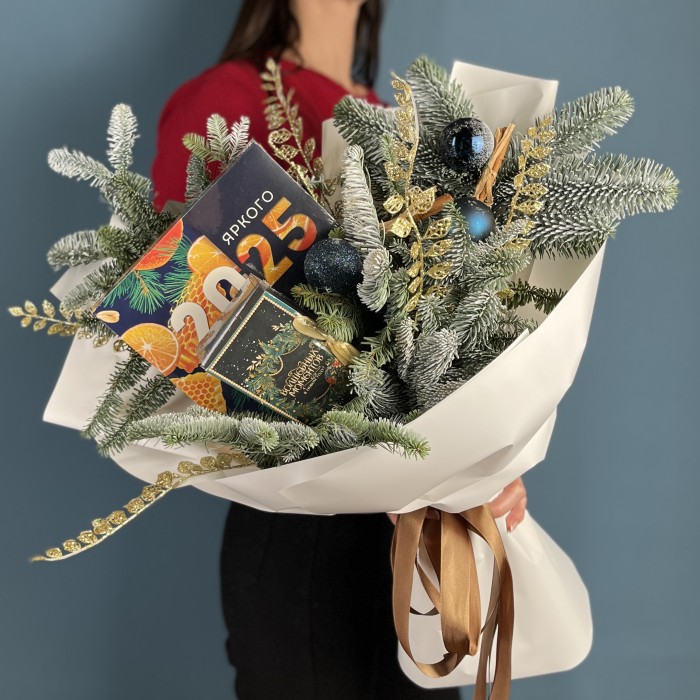 Новогодний букет Яркое впечатление