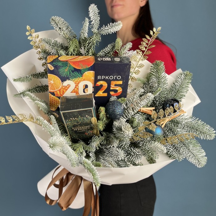 Новогодний букет Яркое впечатление