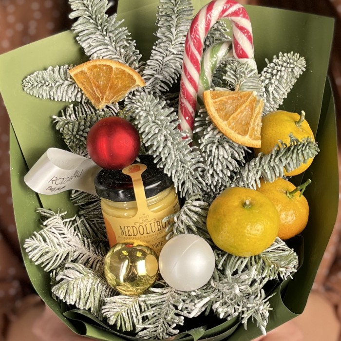 Новогодний корпоративный букет Аромат зимы