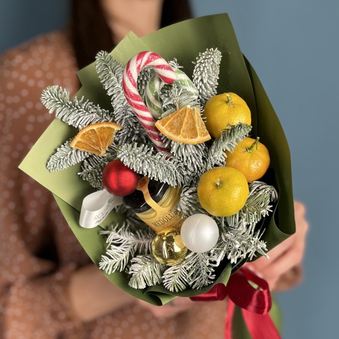 Новогодний корпоративный букет Аромат зимы