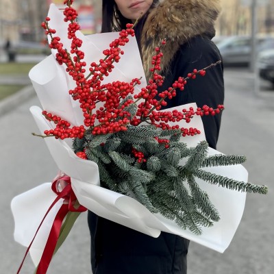 Букет Илекс с нобилисом