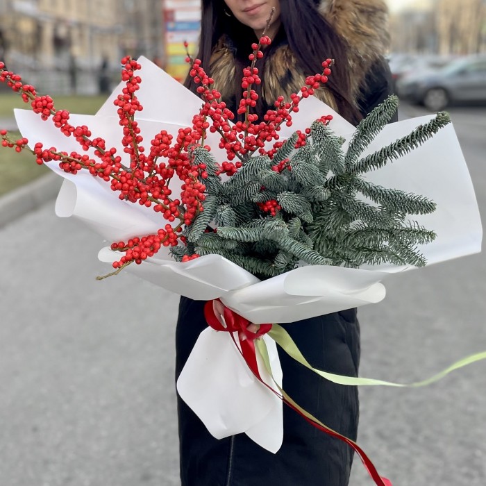 Букет Илекс с нобилисом