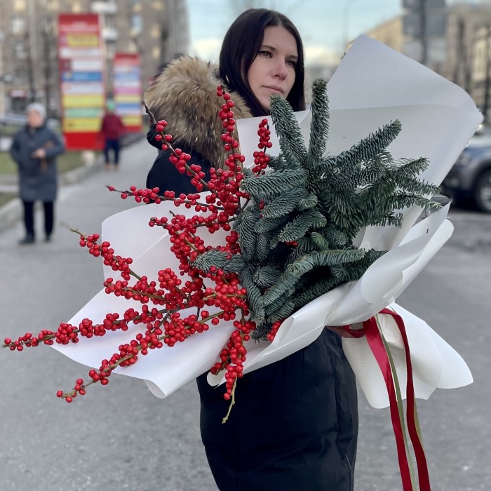 Букет Илекс с нобилисом