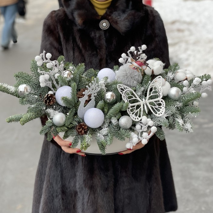 Новогодняя композиция Белая Ночь