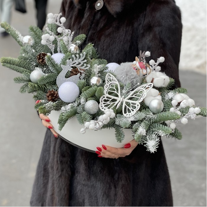 Новогодняя композиция Белая Ночь