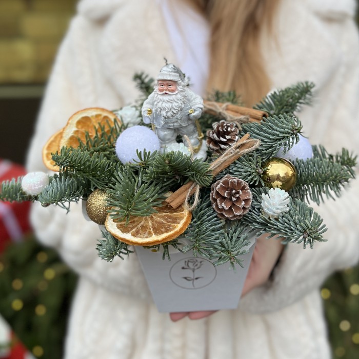 Новогодняя композиция Снежный путь