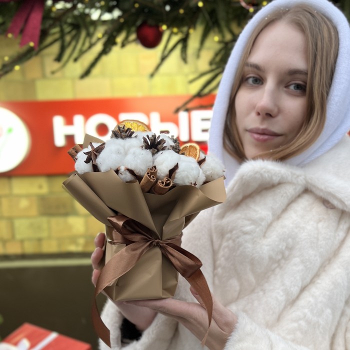 Новогодняя композиция Зимний аромат