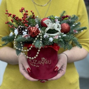 Новогодняя композиция Зимний Праздник