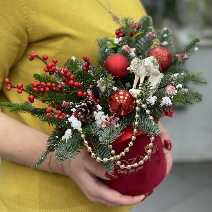 Новогодняя композиция Зимний Праздник