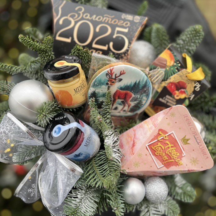 Новогодняя коробка Сладкого праздника